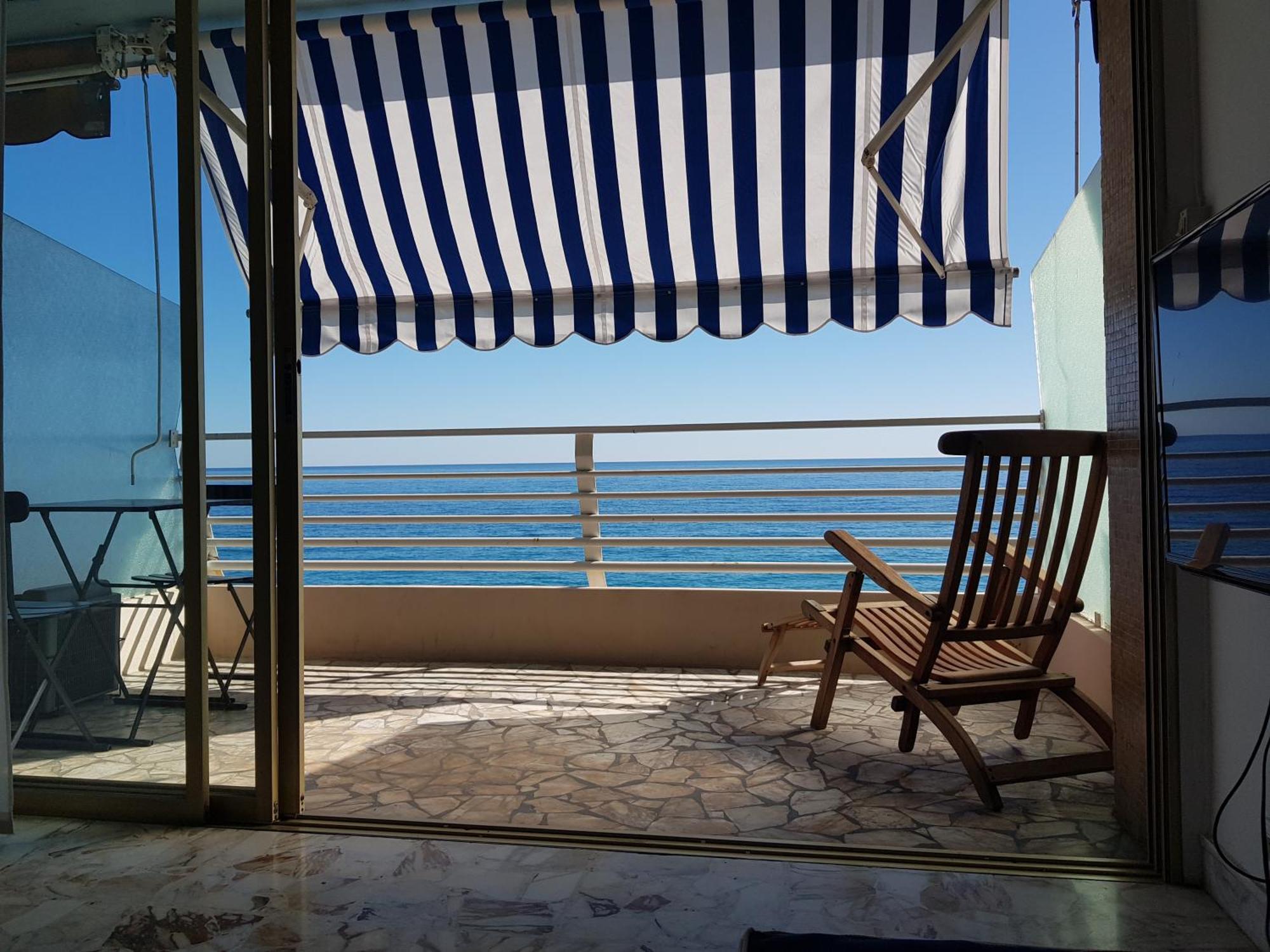 Menton Front Bord De Mer Cote D'Azur Florentina Sea View French Riviera Proche Monaco Montecarlo Superb Studio Exterior photo